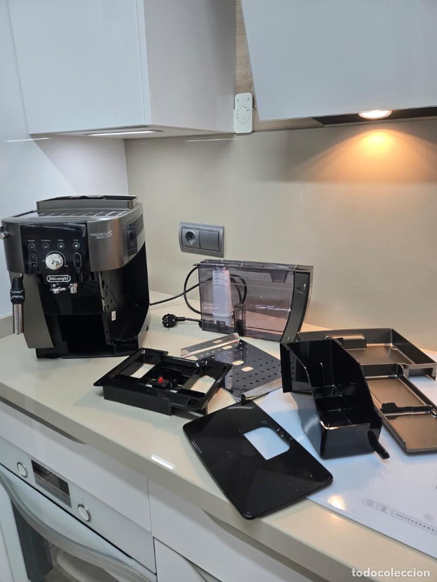 Segunda mano: Cafetera DeLonghi Magnifica S Smart - Foto 8