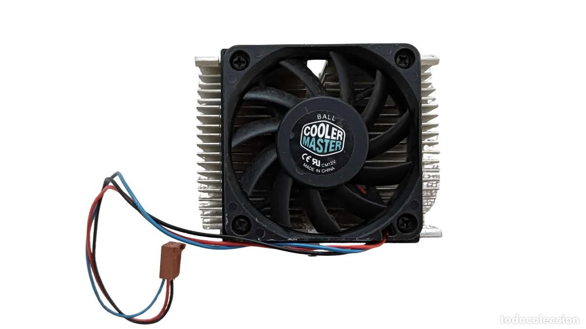 Segunda mano: DISIPADOR CON VENTILADOR COOLER MASTER &rdquo;BALL BEARING&rdquo; 12 V - a&ntilde;os 2000-2005