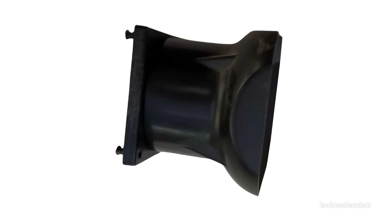 Segunda mano: CONDUCTO DE AIRE DE PL&Aacute;STICO NEGRO - GU&Iacute;A DE REFRIGERACI&Oacute;N PC / EQUIPO DE MARCA - &Eacute;POCA 2000-2010