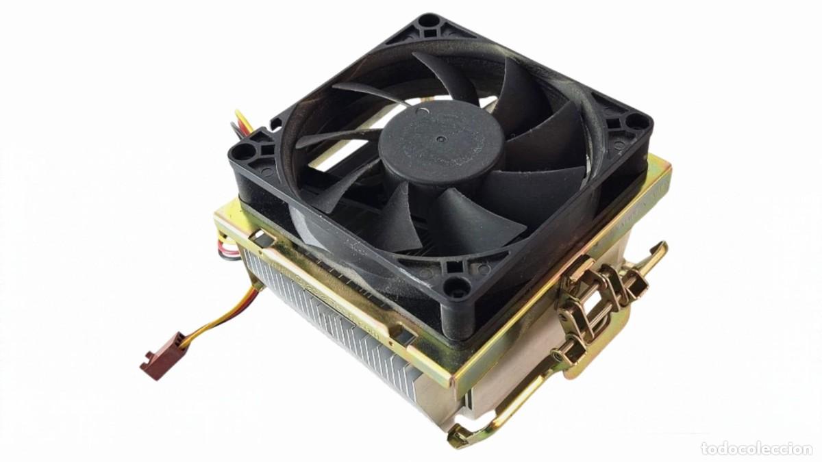 Segunda mano: DISIPADOR CON VENTILADOR GLACIALTECH IGLOO 4360 - SOCKET 478 - &Eacute;POCA 2002-2004 - MUY RARO