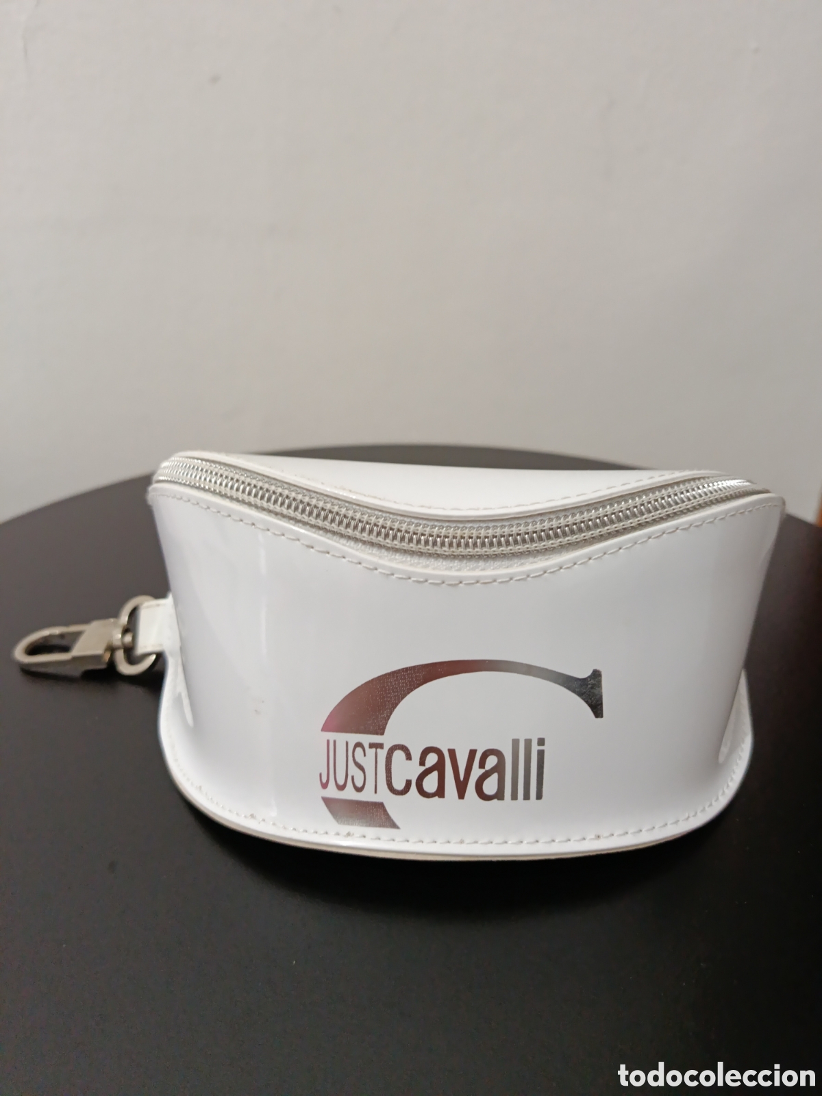 Segunda mano: Funda de Gafas de Sol o Graduadas marca Just Cavalli - Foto 9