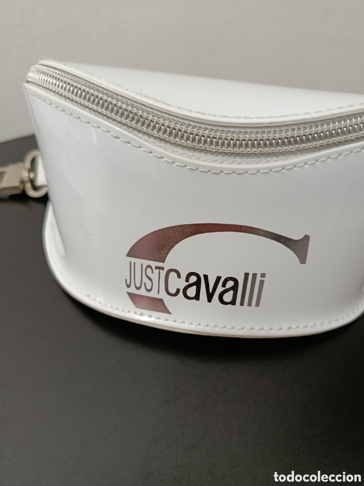 Segunda mano: Funda de Gafas de Sol o Graduadas marca Just Cavalli - Foto 10