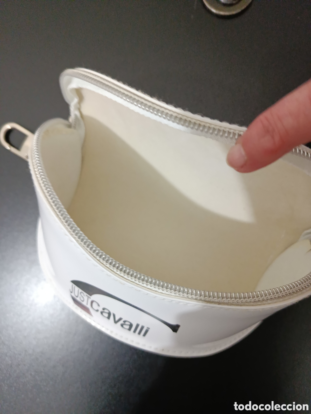Segunda mano: Funda de Gafas de Sol o Graduadas marca Just Cavalli - Foto 14