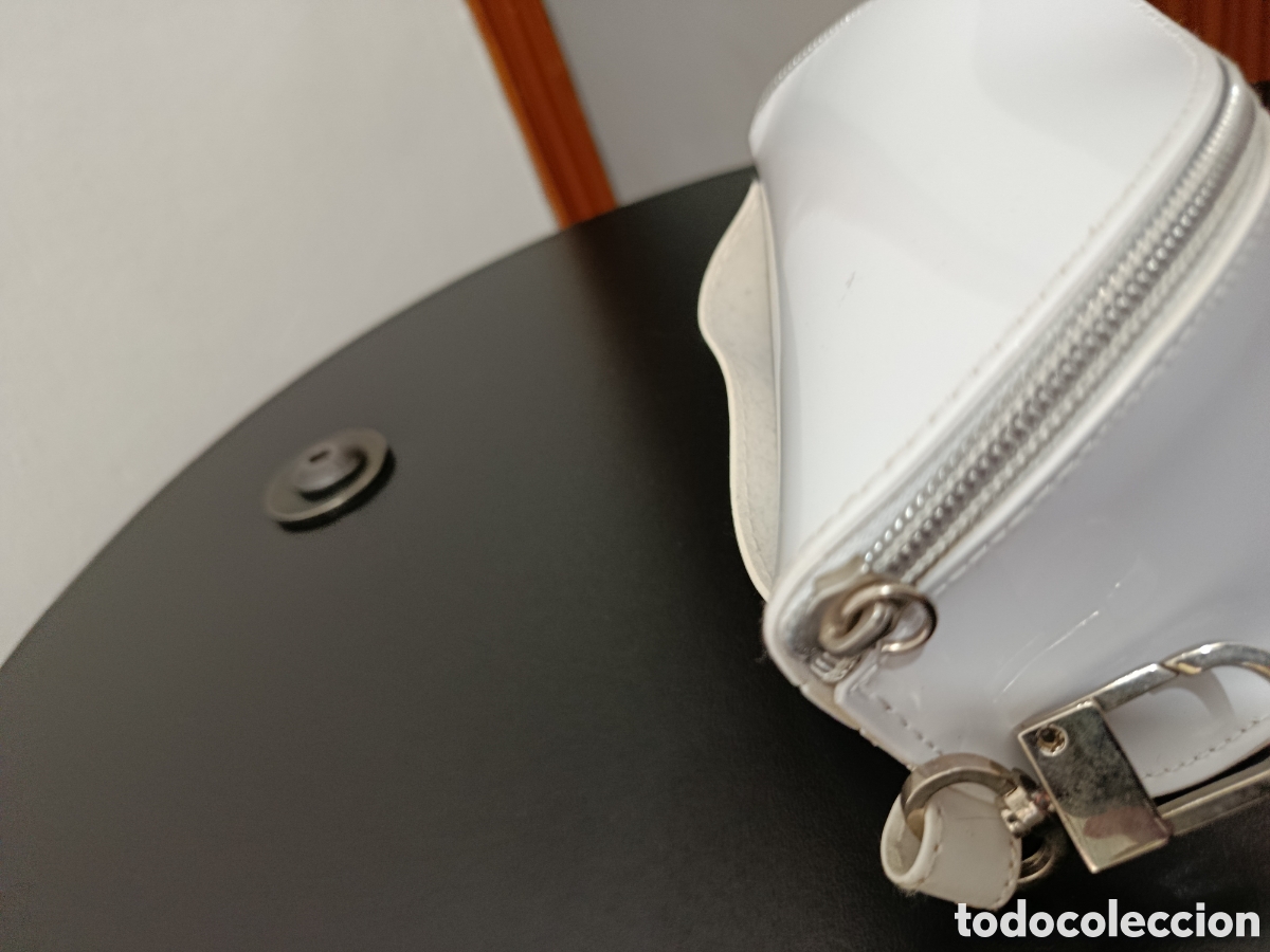 Segunda mano: Funda de Gafas de Sol o Graduadas marca Just Cavalli - Foto 18