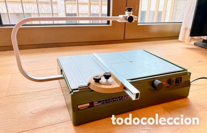 Segunda mano: M&aacute;quina de corte de porexpan. - Foto 3