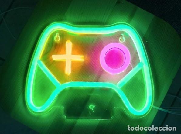 Segunda mano: LETRERO NEON TIPO LED CON FORMA DE MANDO DE VIDEOJUEGOS - CONEXION DE ALIMENTACION USB