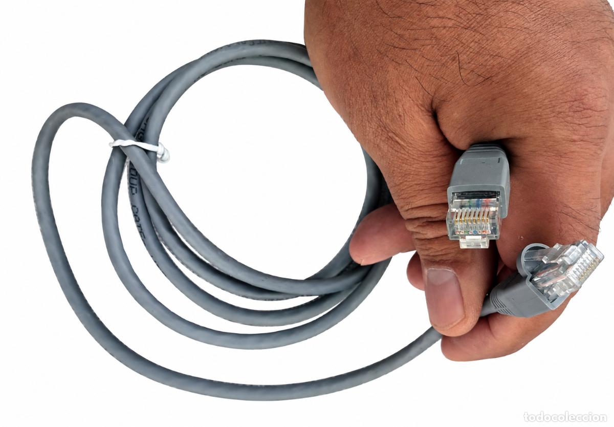 Second-Hand: CABLE DE RED ETHERNET RJ45 - 150 CM - COLOR GRIS - CONECTORES CON PROTECTOR - Cable directo