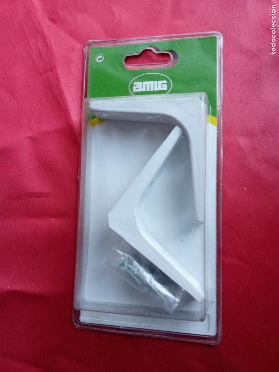 Seconda Mano: Caja dos escuadras blancas para sujetar estante. Caja t&eacute;cnica