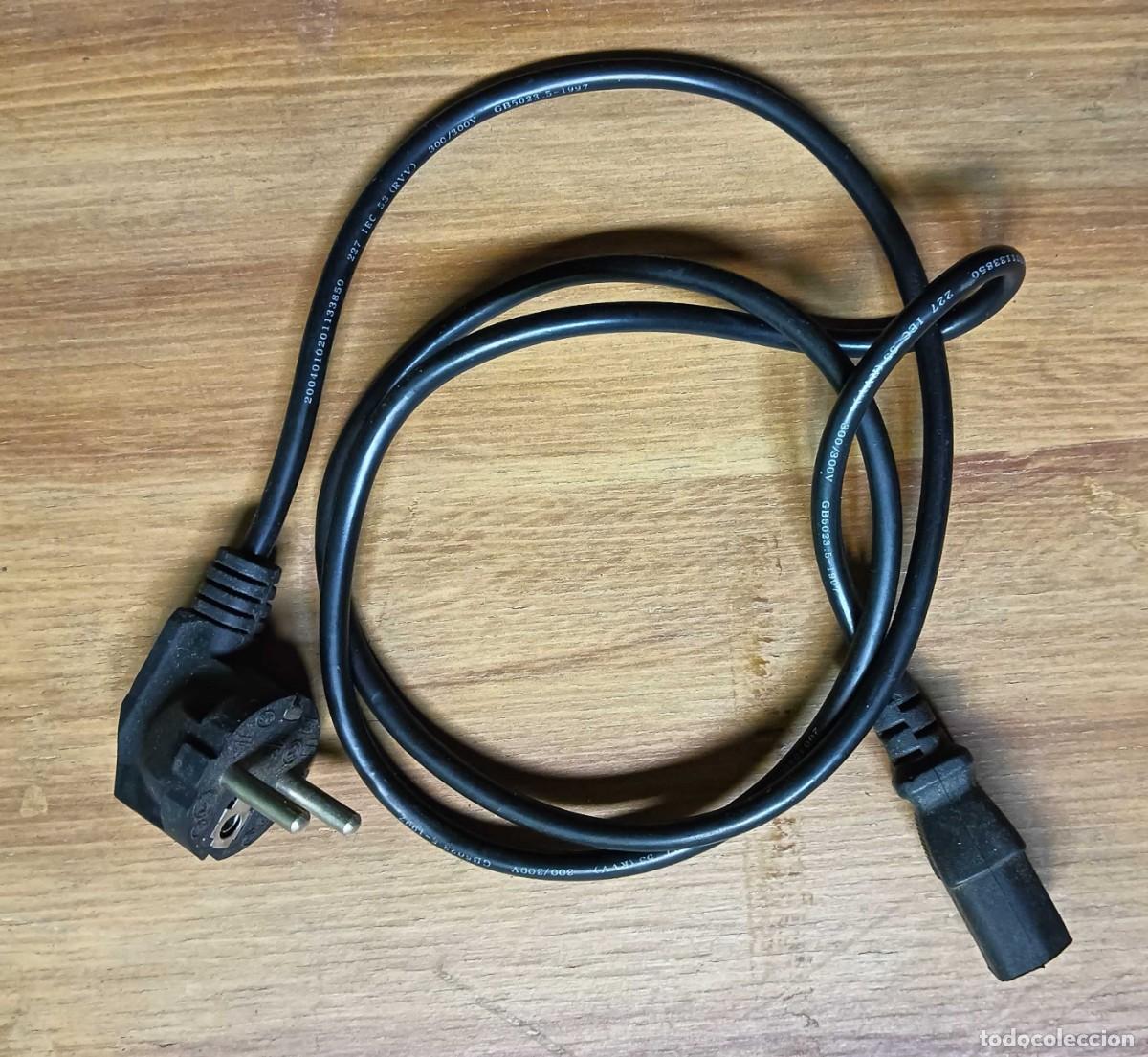 Segunda mano: CABLE DE ALIMENTACI&Oacute;N PARA PC, IMPRESORA Y PERIF&Eacute;RICOS - ENCHUFE SCHUKO EUROPEO A CONECTOR IEC C13