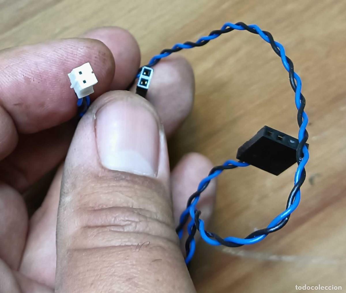 Segunda mano: CABLE DE AUDIO DIGITAL S/PDIF INTERNO PARA PC - PAR TRENZADO AZUL Y NEGRO - 3 CONECTORES - 50 CM