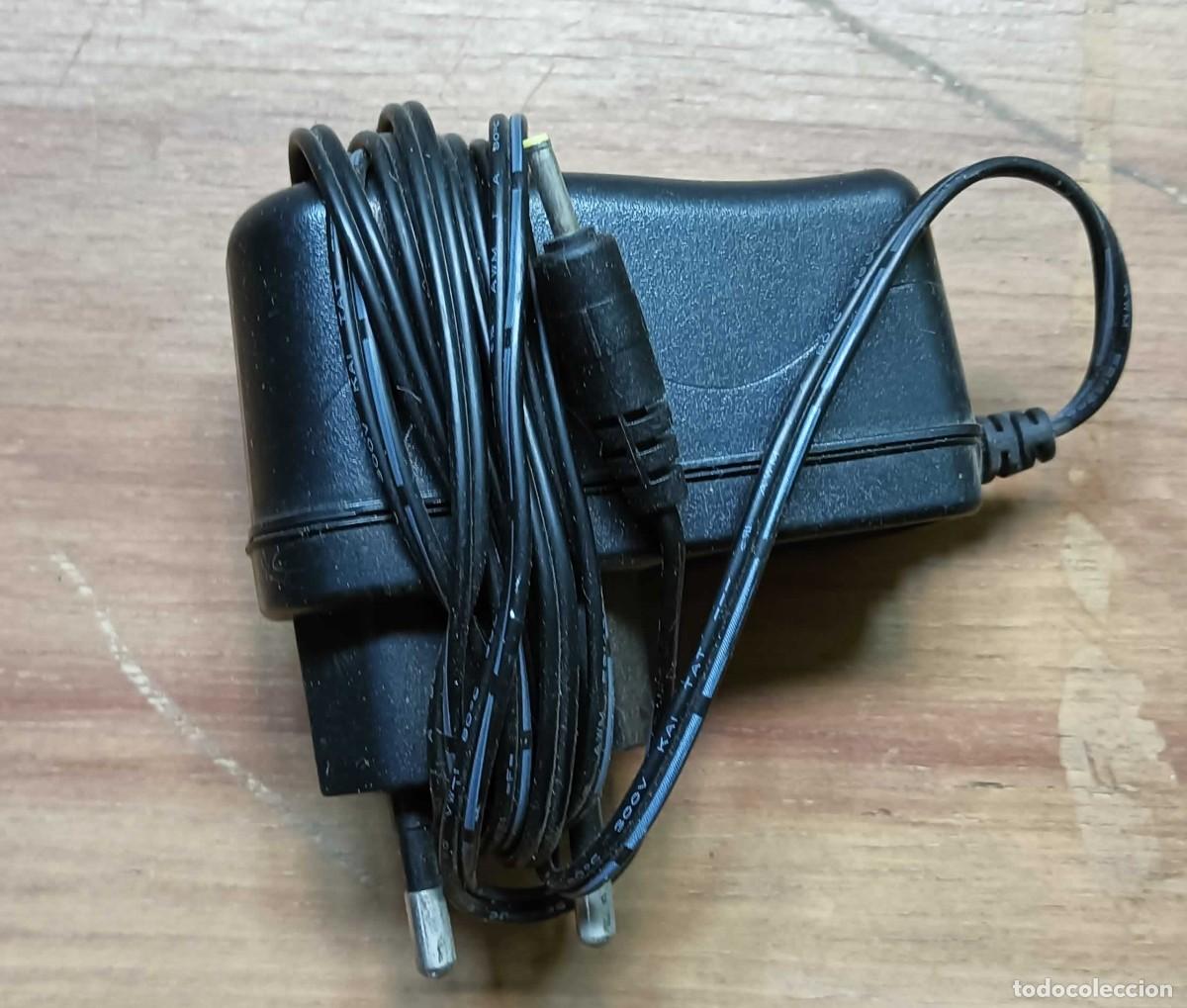 Segunda mano: ADAPTADOR DE CORRIENTE CA/CC &ndash; CULLPOWER SAW-0502000 &ndash; SALIDA 5V 2A &ndash; CENTRO POSITIVO