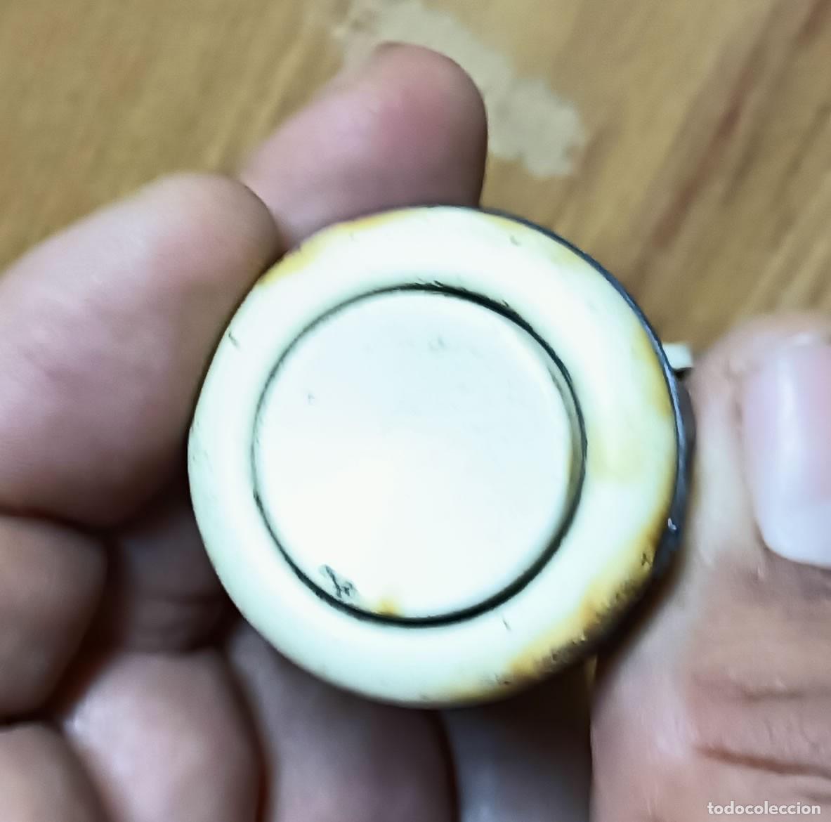 Segunda mano: CUERPO ROSCADO DE BOT&Oacute;N PULSADOR TIPO AMERICANO (ESTILO HAPP) &ndash; A&Ntilde;OS 90 &ndash; 7 X 3 CM