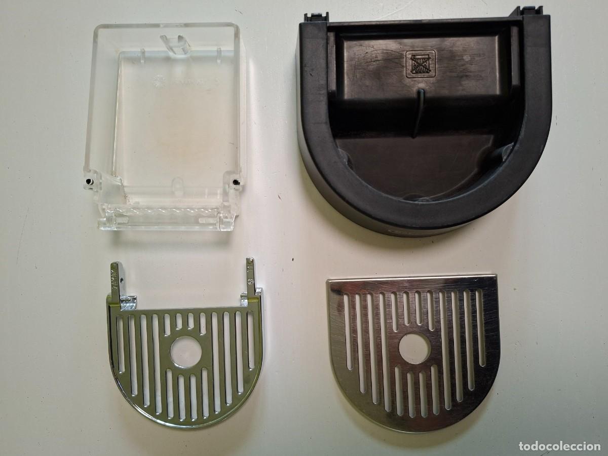 Segunda mano: Accesorios recambios cafetera Nespresso Citiz - Foto 2