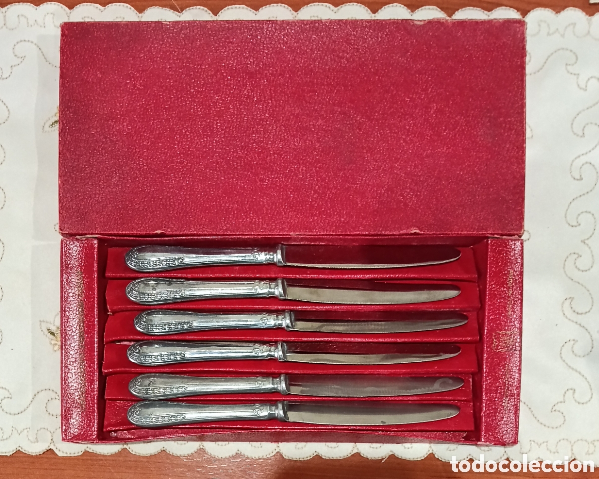 Segunda mano: Set de 6 Cuchillos antiguos en estuche original.