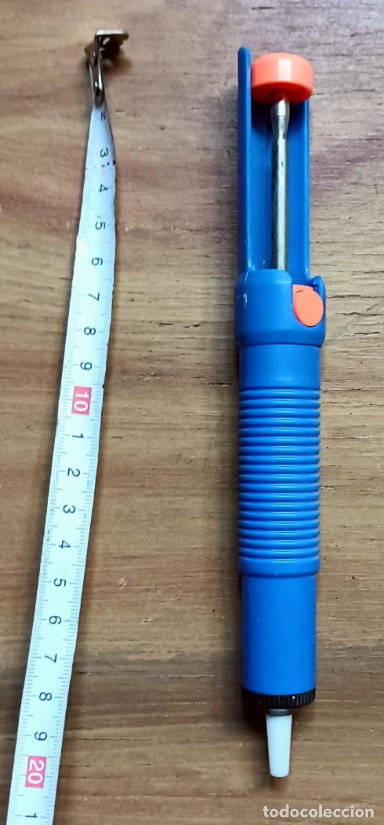 Segunda mano: DESOLDADOR DE ESTA&Ntilde;O MANUAL - BOMBA DE SUCCI&Oacute;N - AZUL Y NARANJA - PUNTA DE TEFL&Oacute;N - 19 CM