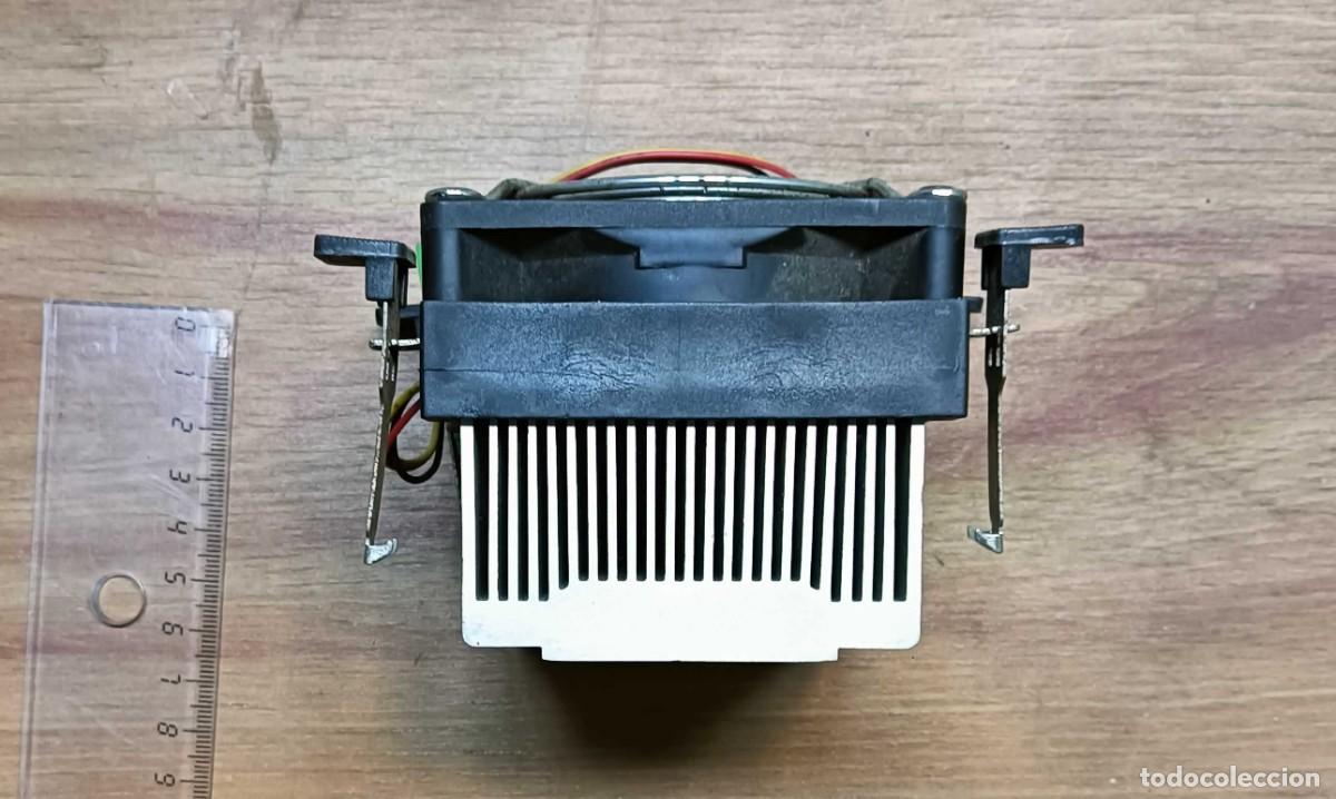 Segunda mano: DISIPADOR DE CPU CON VENTILADOR DELL DIMENSION E520 - Foto 2