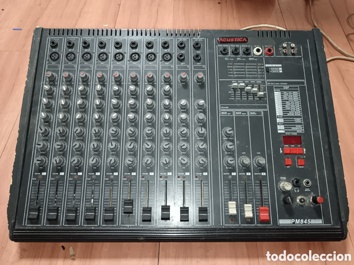 Segunda mano: Mesa de mezclas autoamplificada Acustica PM845