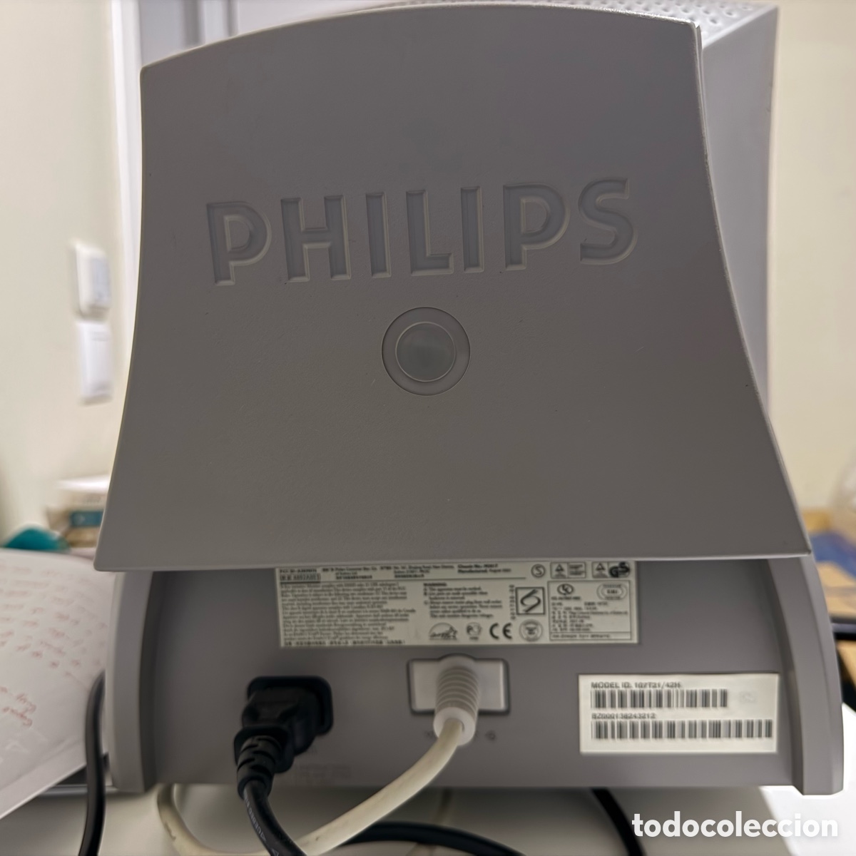 Segunda mano: Monitor CRT Philips 107T - Foto 7
