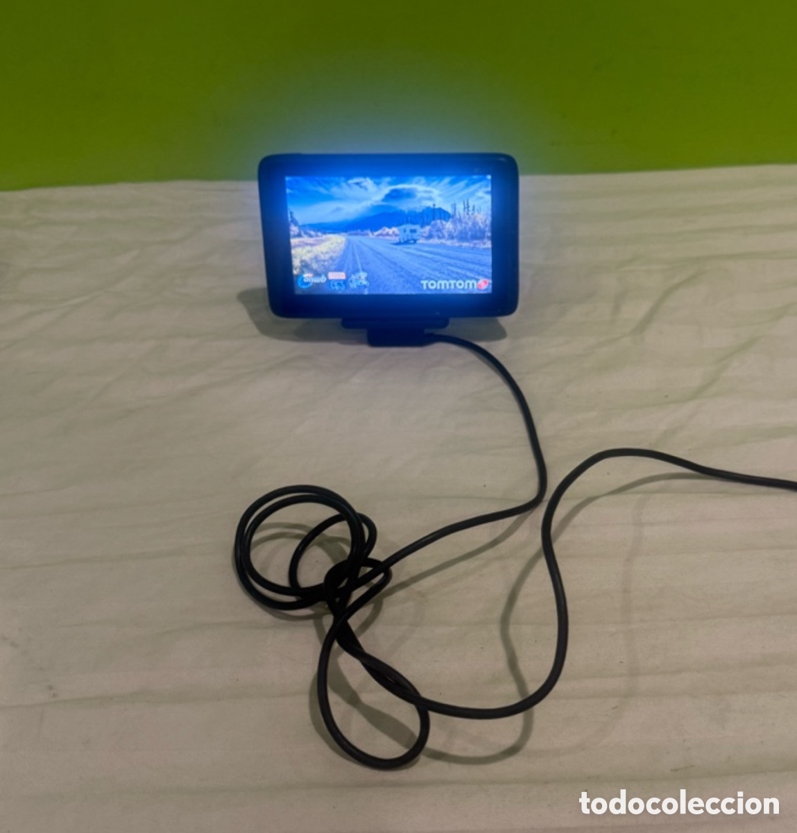 Segunda mano: GPS TomTom GO 4CR52 con soporte y cable USB &ndash; Funciona