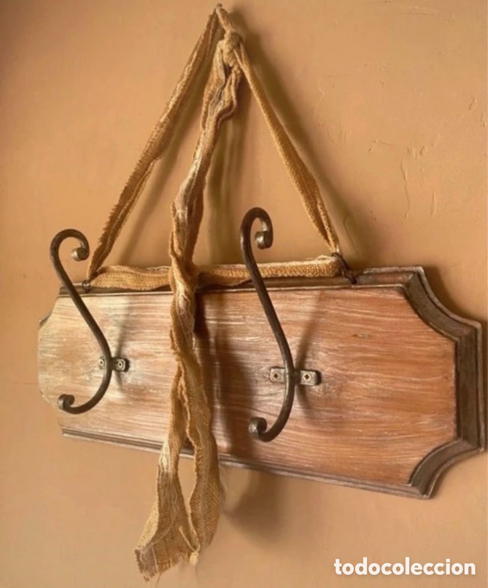 Segunda mano: Perchero de madera mejicano