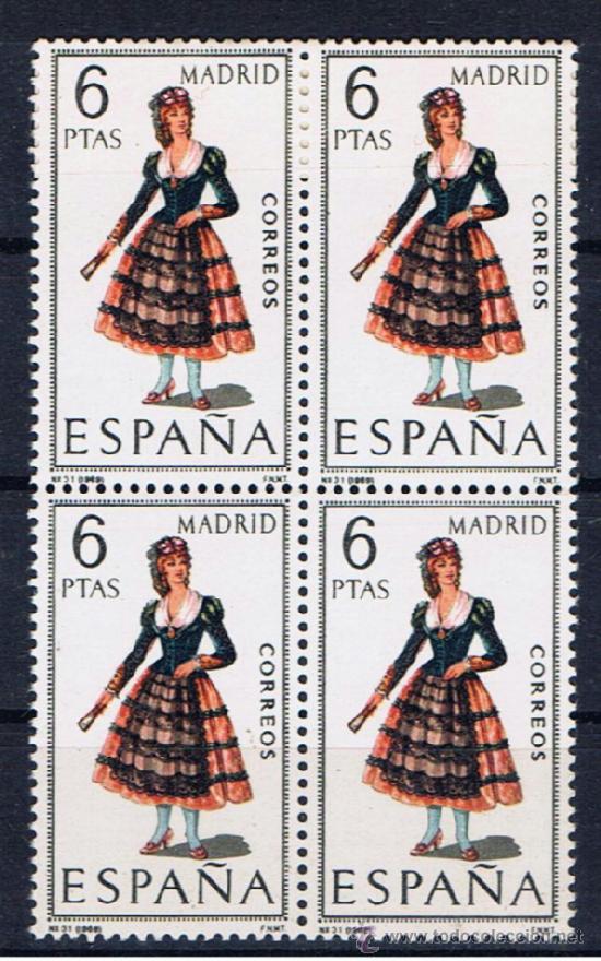 Sellos: TRAJES REGIONALES MADRID NUEVO** BLOQUE DE 4 - Foto 1
