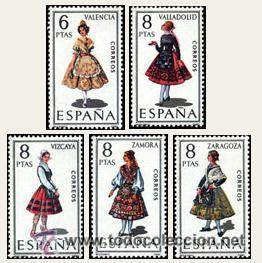 Sellos: A&Ntilde;O 1971 (2014-2018) TRAJES TIPICOS (USADO) - Foto 1