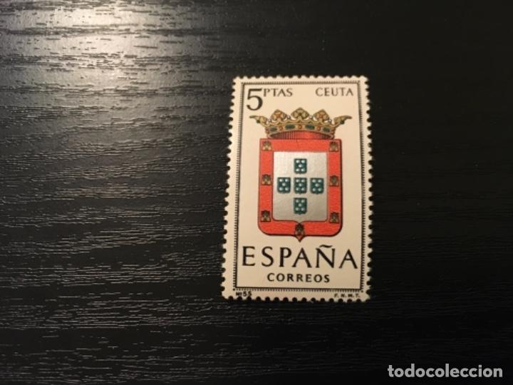 Sellos: Edifil 1702 - trajes regionales Ceuta - Foto 1