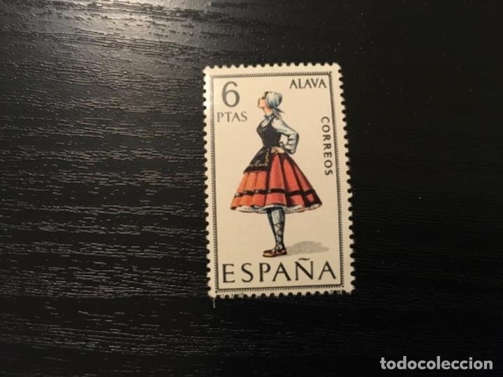 Sellos: Edifil 1767 - Trajes regionales &Aacute;lava - Foto 1
