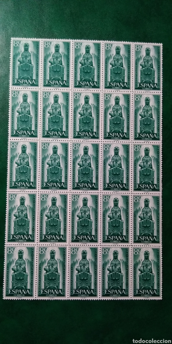 Sellos: HOJA DE 25 SELLOS A&Ntilde;O JUBILAR DE MONTSERRAT .- EDIFIL 1194