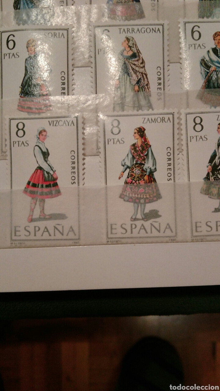 Sellos: SELLOS DE LOS 53 TRAJES REGIONALES, NUEVOS - Foto 4