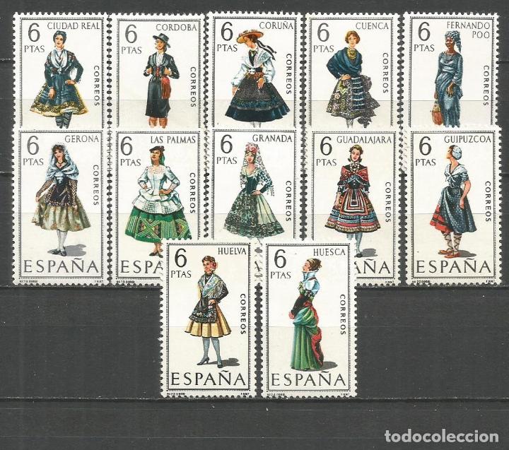Sellos: ESPA&Ntilde;A TRAJES TIPICOS EDIFIL NUM. 1839/1850 ** SERIE COMPLETA SIN FIJASELLOS