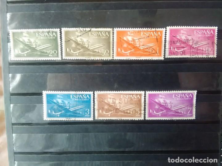 Sellos: LOTE DE 7 SELLOS DE LA SERIE: SUPERCONSTELLATION Y NAO SANTA MAR&Iacute;A. A&Ntilde;O 1955-56