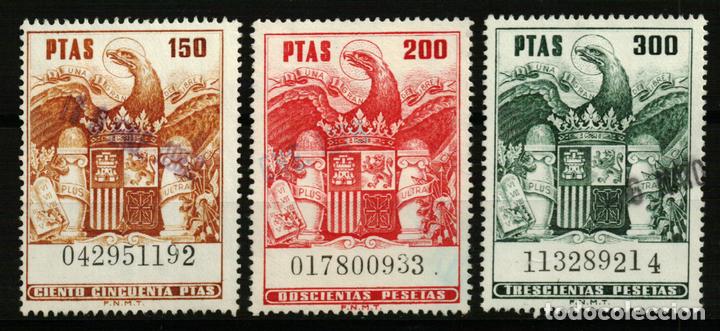 Sellos: P&oacute;lizas de 1973/82. 3 valores de la serie. - Foto 1