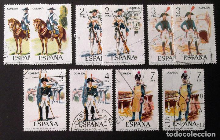 Sellos: 2277-81, DOS SERIES EN USADO. UNIFORMES. - Foto 1