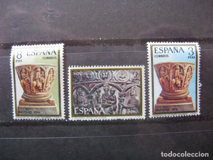 Sellos: +1974, navidad, edifil 2217/19 - Foto 1