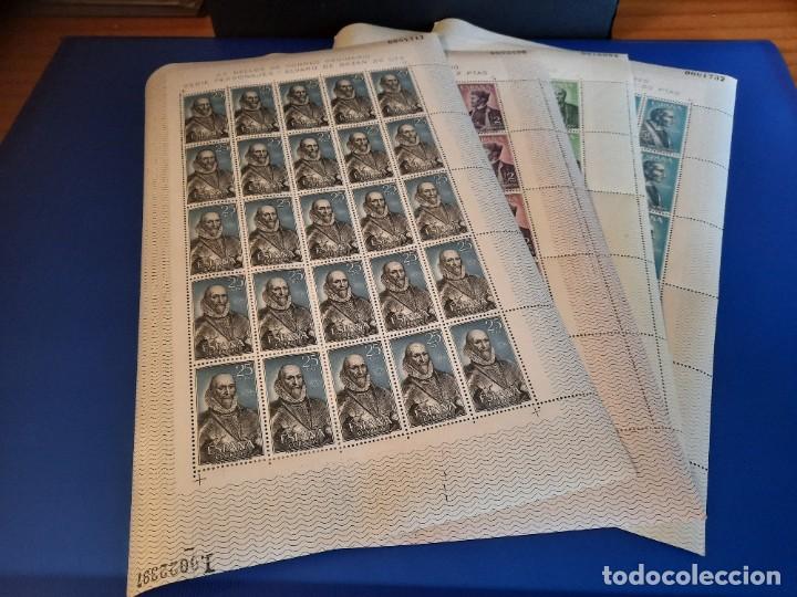 Sellos: Pliegos de sellos serie personajes edificios 1705 al 1708