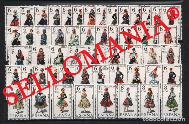 Sellos: 1967 1971 TRAJES REGIONALES REGIONAL COSTUMES COMPLETE COMPLETA ** MNH TC22033