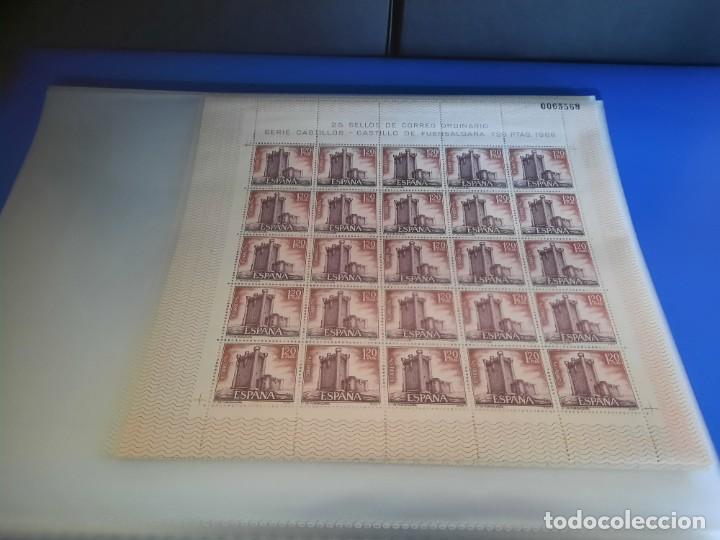 Sellos: Pliegos de sellos tema castillos - Foto 18