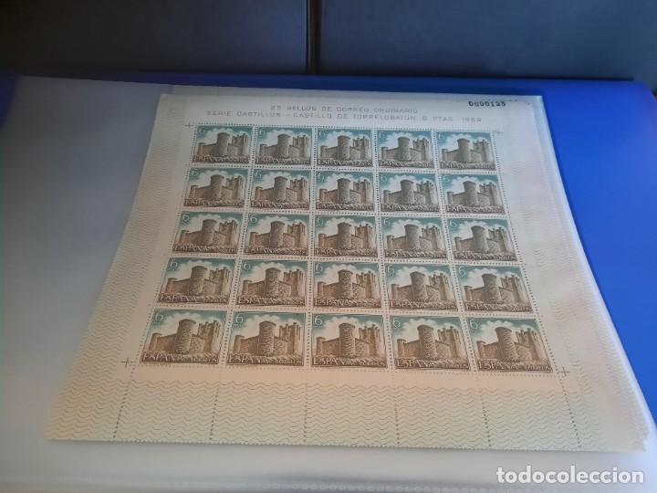 Sellos: Pliegos de sellos tema castillos - Foto 26