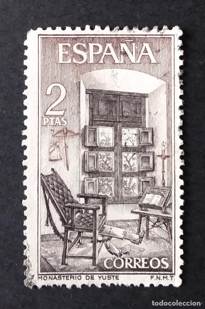Sellos: 1965 Espa&ntilde;a Monasterio de Yuste - Foto 1