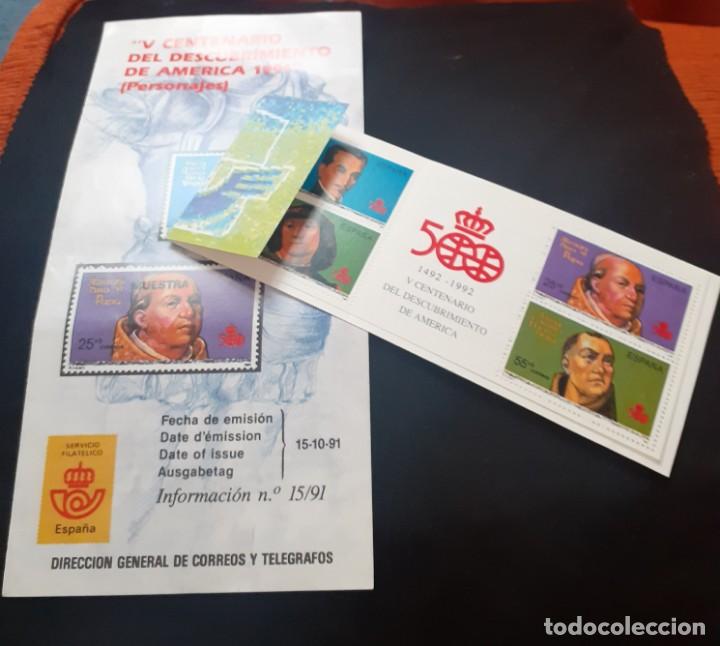 Sellos: carpeta de sellos nueva y Diptico con la Informacion de la serie Personajes del V Centenario
