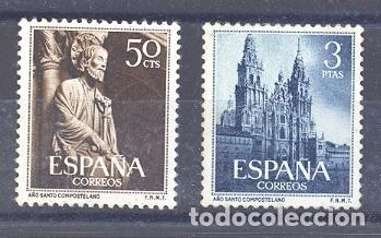 Sellos: ESPA&Ntilde;A SEGUNDO CENTENARIO N&ordm; 1130/31 ** A&Ntilde;O SANTO - Foto 1