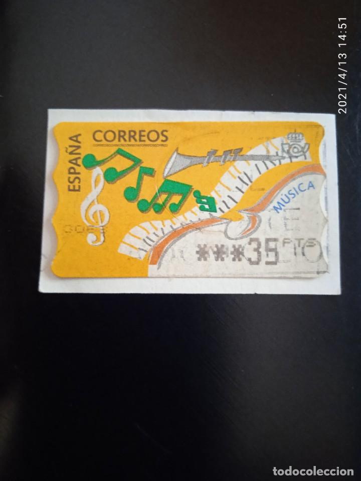 Sellos: ESPA&Ntilde;A 35 PTAS MUSICA A&Ntilde;O 2000. - Foto 1