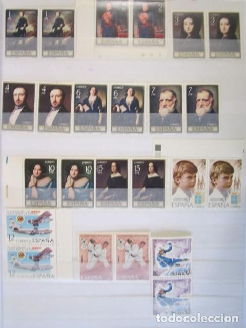 Sellos: 31 BLOQUES DE 2 SELLOS NUEVOS DE ESPA&Ntilde;A 1977 - Foto 2