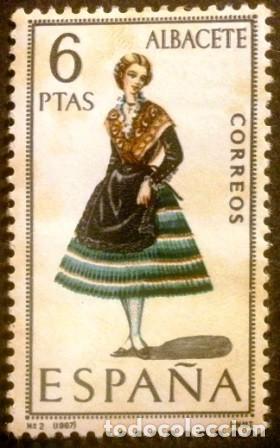 Sellos: SELLOS DE ESPA&Ntilde;A DE 1967. Trajes t&iacute;picos espa&ntilde;oles - Foto 2