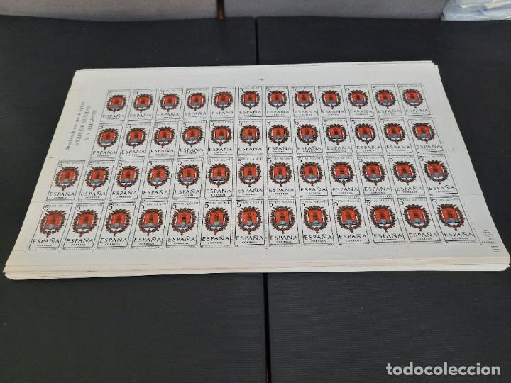 Sellos: Pliegos de escudos capitales de provincias espa&ntilde;olas - Foto 6