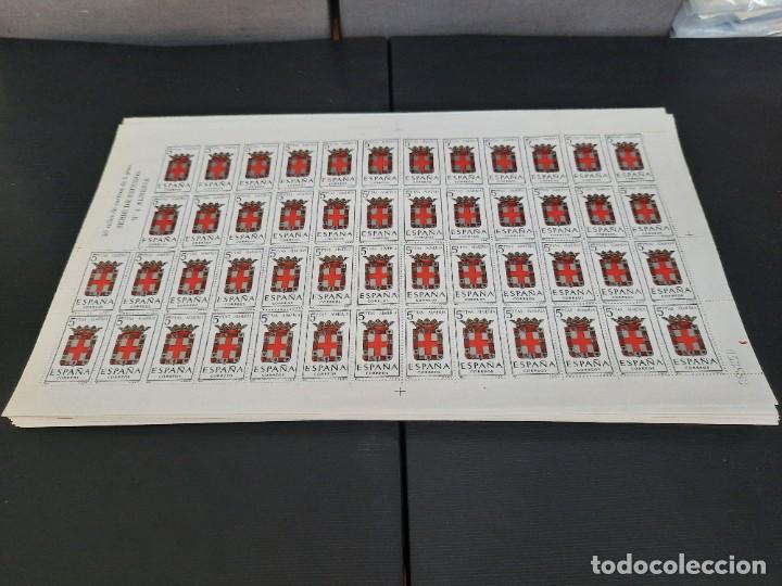 Sellos: Pliegos de escudos capitales de provincias espa&ntilde;olas - Foto 8