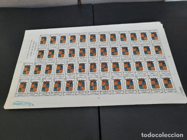 Sellos: Pliegos de escudos capitales de provincias espa&ntilde;olas - Foto 14