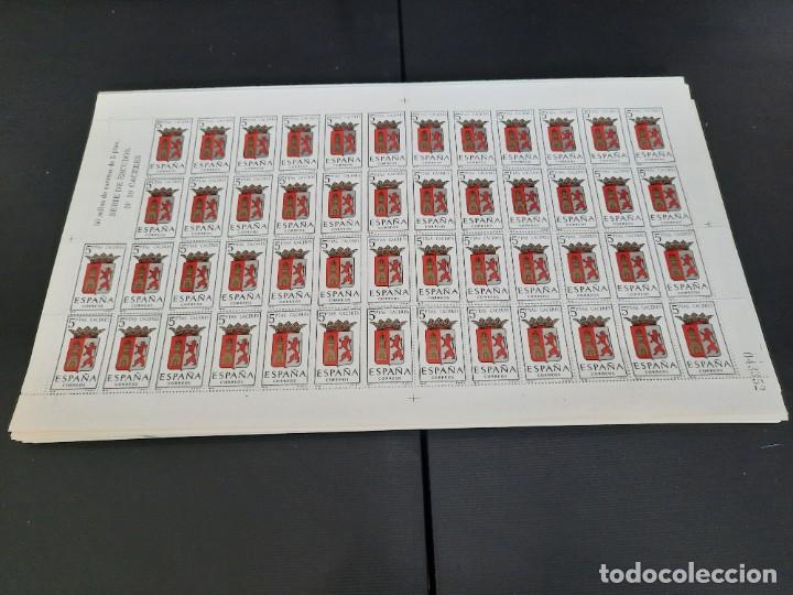 Sellos: Pliegos de escudos capitales de provincias espa&ntilde;olas - Foto 20