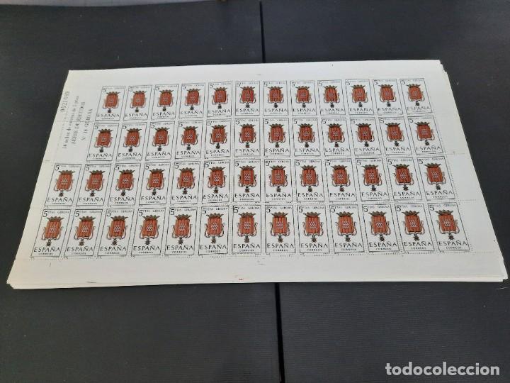 Sellos: Pliegos de escudos capitales de provincias espa&ntilde;olas - Foto 36